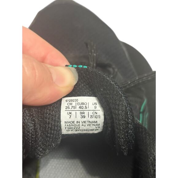 ASICS GEL-VENTURE 8 Trail Running Shoes Black Teal
US‎ 9 - Picture 5 of 7